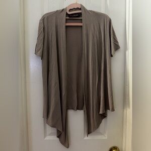 Red Hanger Cardigan Short Sleeve. Size M